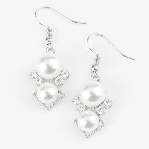 Paparazzi Mrs Gatsby White Earring NWT
